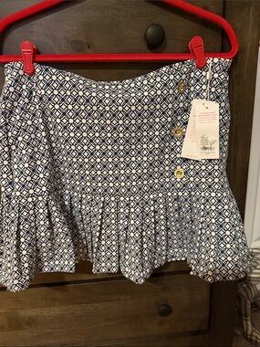 Lilly Pulitzer Navy & White Ruffle Hem Skort with Gold Buttons Size 12